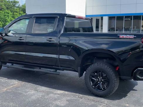 Certified 2021 Chevrolet Silverado 1500 Custom Trail Boss w/ LPO, Dark Essentials Package AWD/4WD image 6