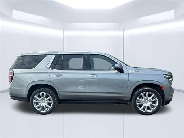 Used 2024 Chevrolet Tahoe High Country AWD/4WD image 13