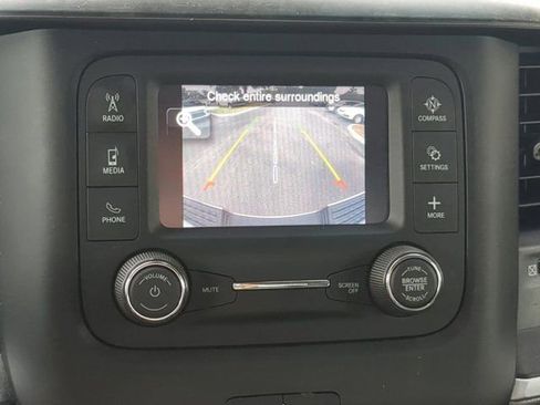 Used 2020 RAM 2500 Big Horn image 17