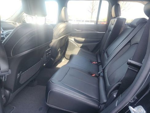 New 2026 Jeep Grand Cherokee Limited image 25