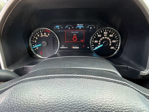 Used 2020 Ford F150 Lariat w/ Equipment Group 502A Luxury AWD/4WD image 21