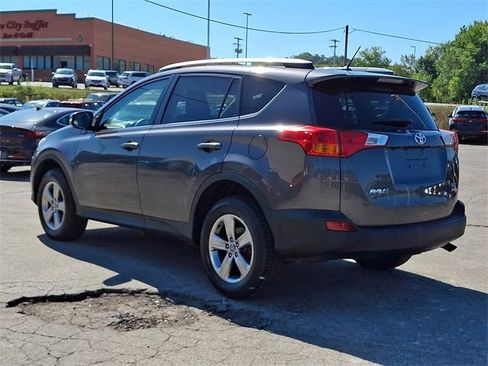 Used 2015 Toyota RAV4 XLE image 5