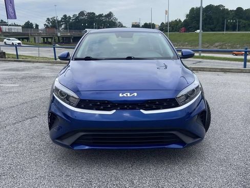 Used 2023 Kia Forte LXS FWD image 8