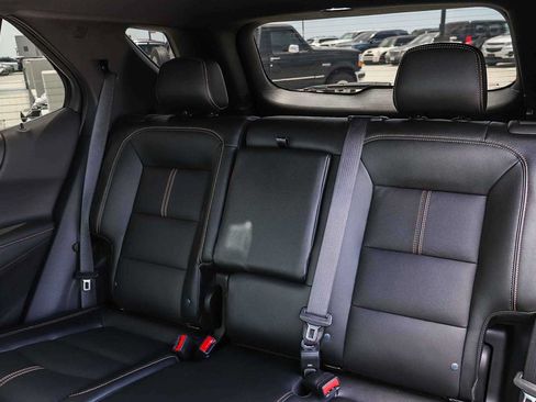 Used 2024 Chevrolet Equinox Premier FWD image 18