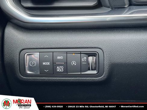 Used 2025 GMC Terrain Elevation AWD/4WD image 25