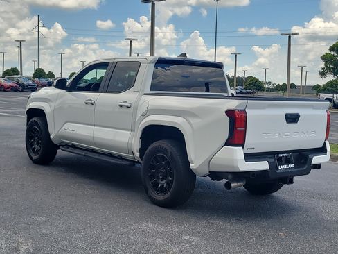 Certified 2025 Toyota Tacoma SR5 RWD image 5