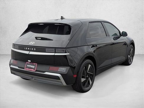 New 2026 Hyundai Ioniq 5 SEL image 5