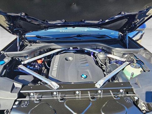 New 2026 BMW X5 sDrive40i w/ Climate Comfort Package image 11