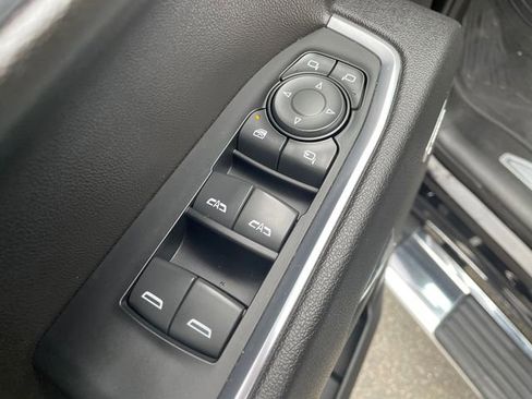 Used 2023 GMC Sierra 1500 SLT w/ SLT Premium Package image 24