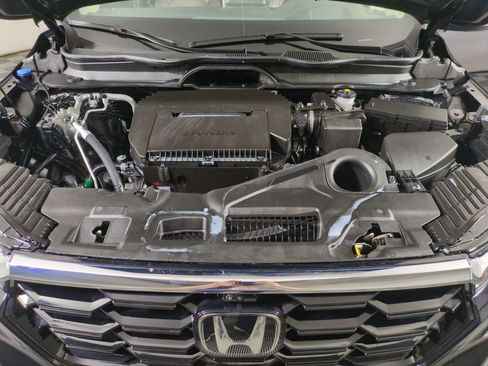 Certified 2024 Honda Pilot Elite image 25