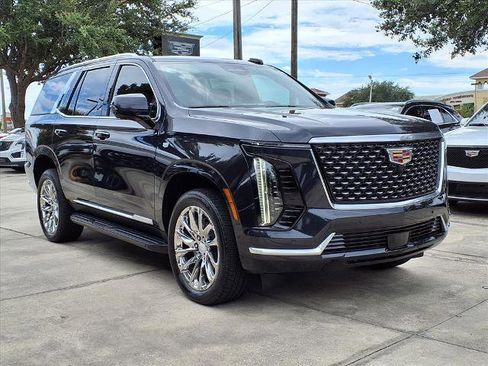 New 2025 Cadillac Escalade Luxury image 6