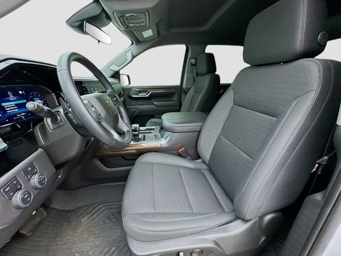 Used 2023 Chevrolet Silverado 1500 LT Trail Boss image 13