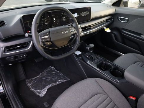 New 2025 Kia K4 EX image 12