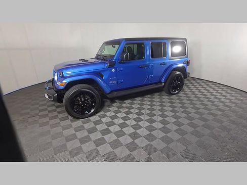 Used 2022 Jeep Wrangler Unlimited Sahara image 46