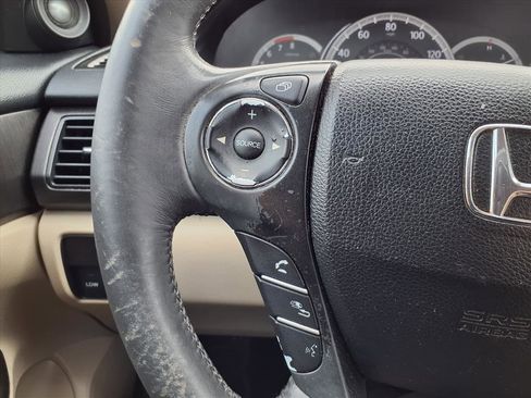 Used 2015 Honda Accord EX-L image 16