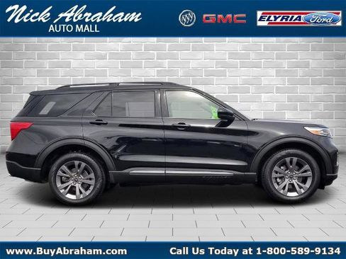 Certified 2023 Ford Explorer XLT w/ Equipment Group 202A AWD/4WD image 1