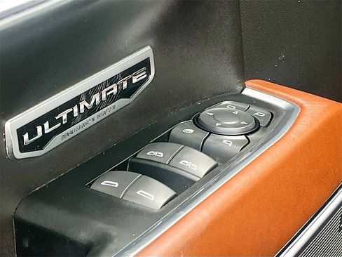 Used 2024 GMC Sierra 1500 Denali Ultimate image 18