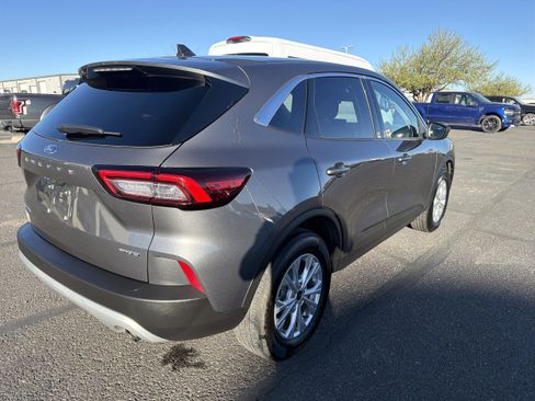Used 2024 Ford Escape Active image 5