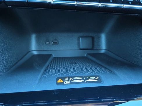 New 2026 Chevrolet Traverse LT image 26