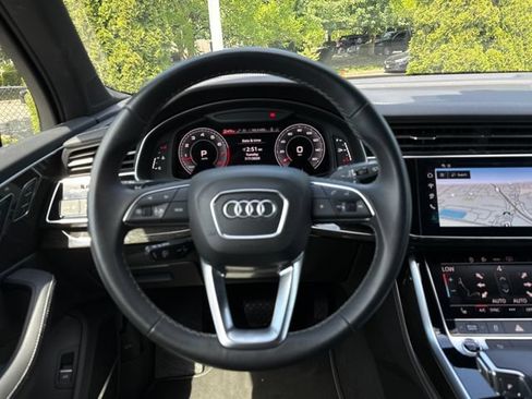 Used 2025 Audi Q7 3.0T Premium Plus AWD/4WD image 9