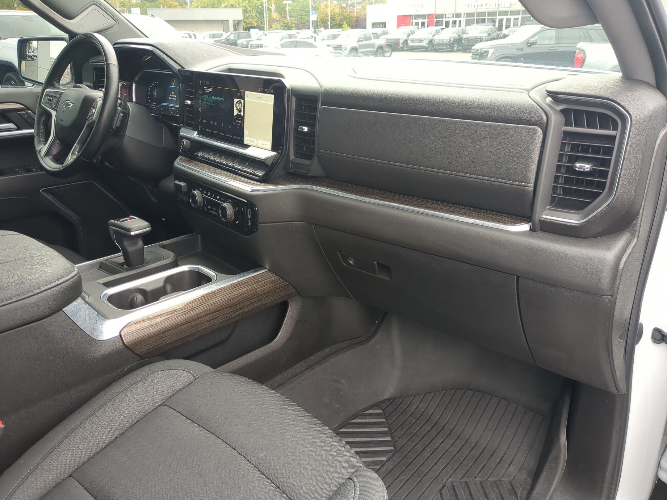 Certified 2023 Chevrolet Silverado 1500 RST AWD/4WD image 32
