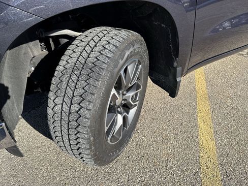 Certified 2022 Chevrolet Silverado 1500 LT image 2