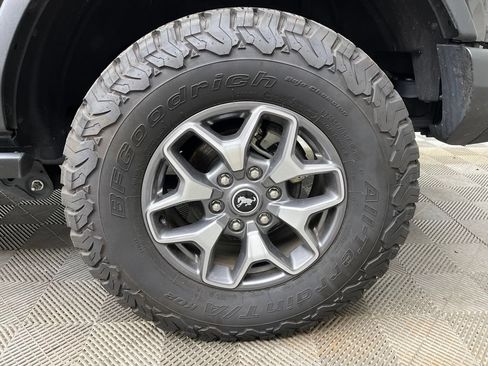 Used 2025 Ford Bronco Badlands AWD/4WD image 29