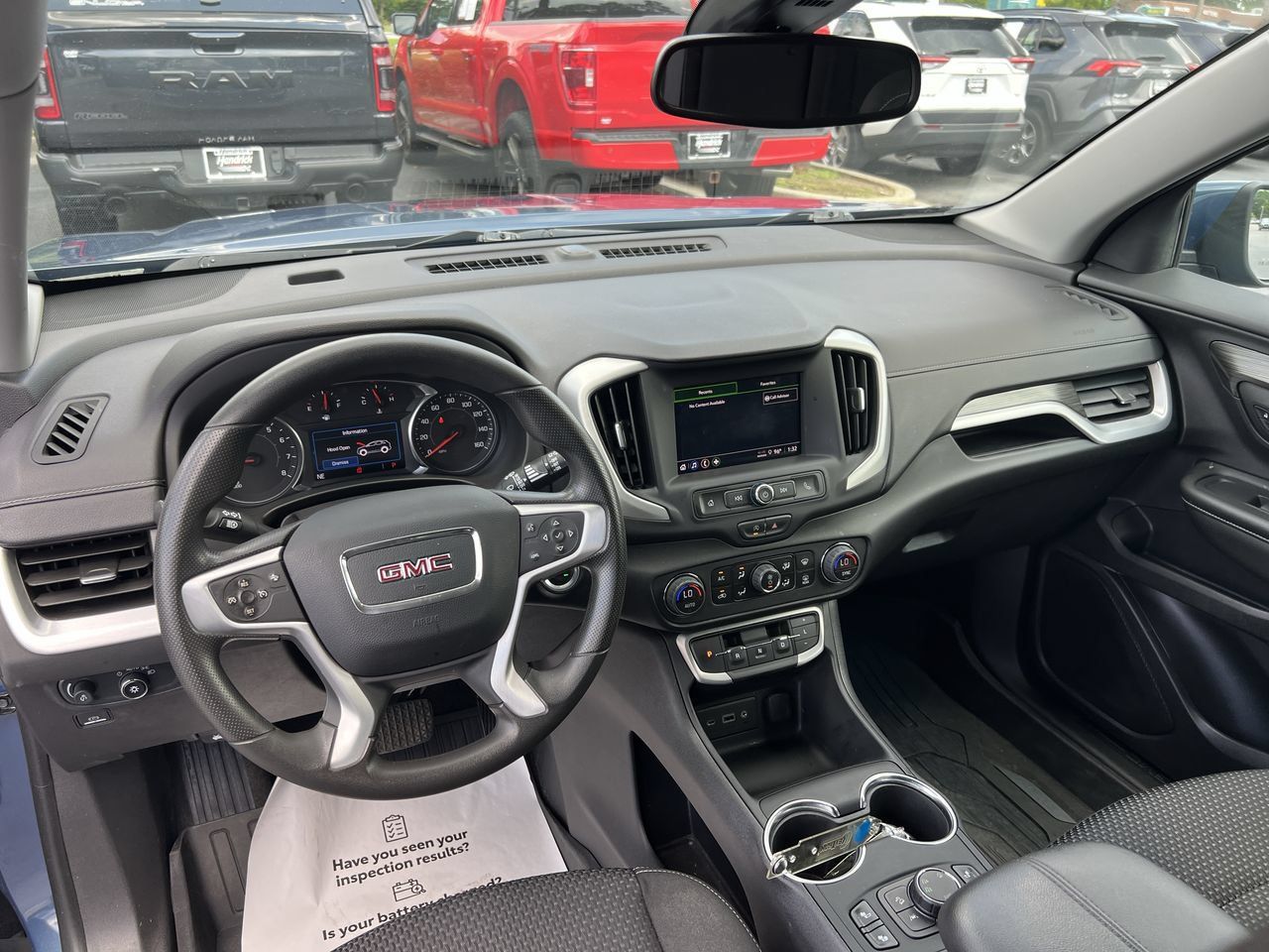 Used 2024 GMC Terrain SLE w/ Driver Convenience Package AWD/4WD image 30