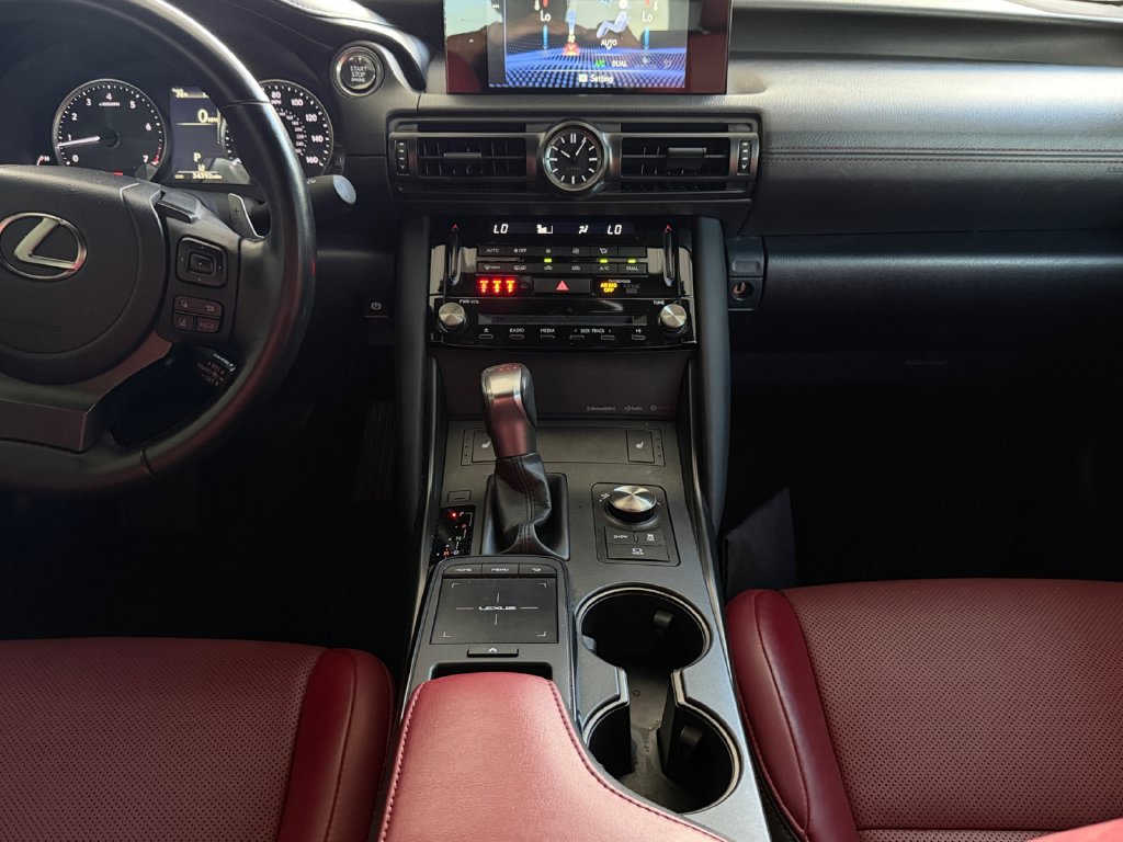 Used 2024 Lexus IS 350 F Sport RWD image 11