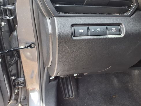 Used 2024 Nissan Altima 2.5 S FWD image 19