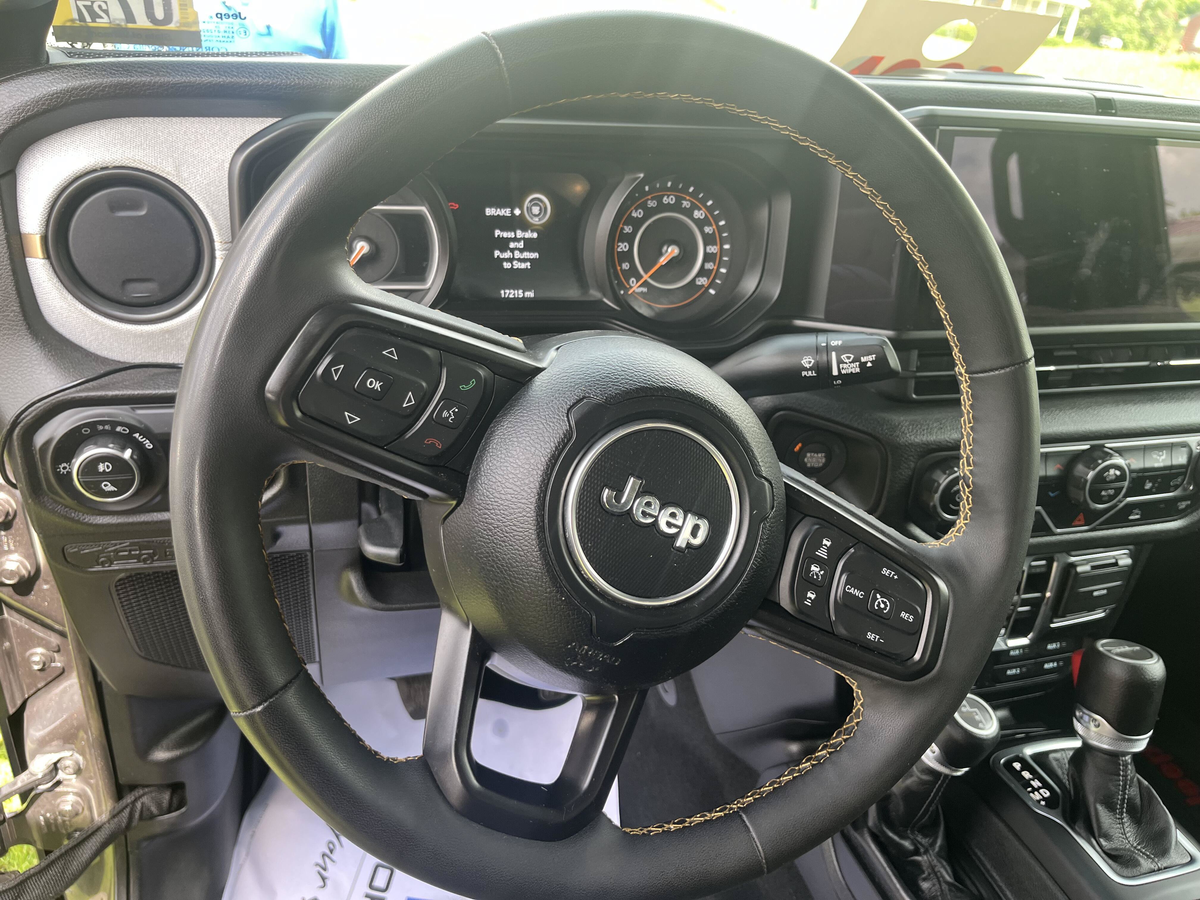 Certified 2024 Jeep Gladiator Sport AWD/4WD image 16