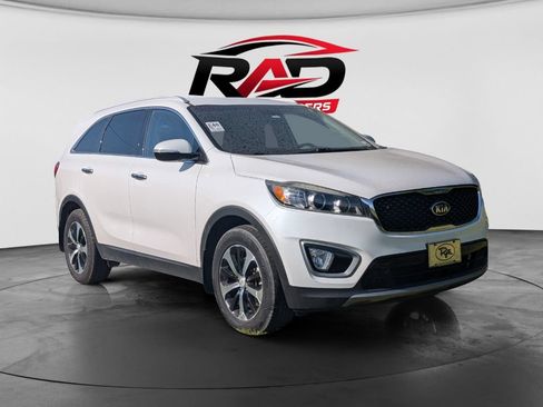 Used 2017 Kia Sorento EX FWD image 1