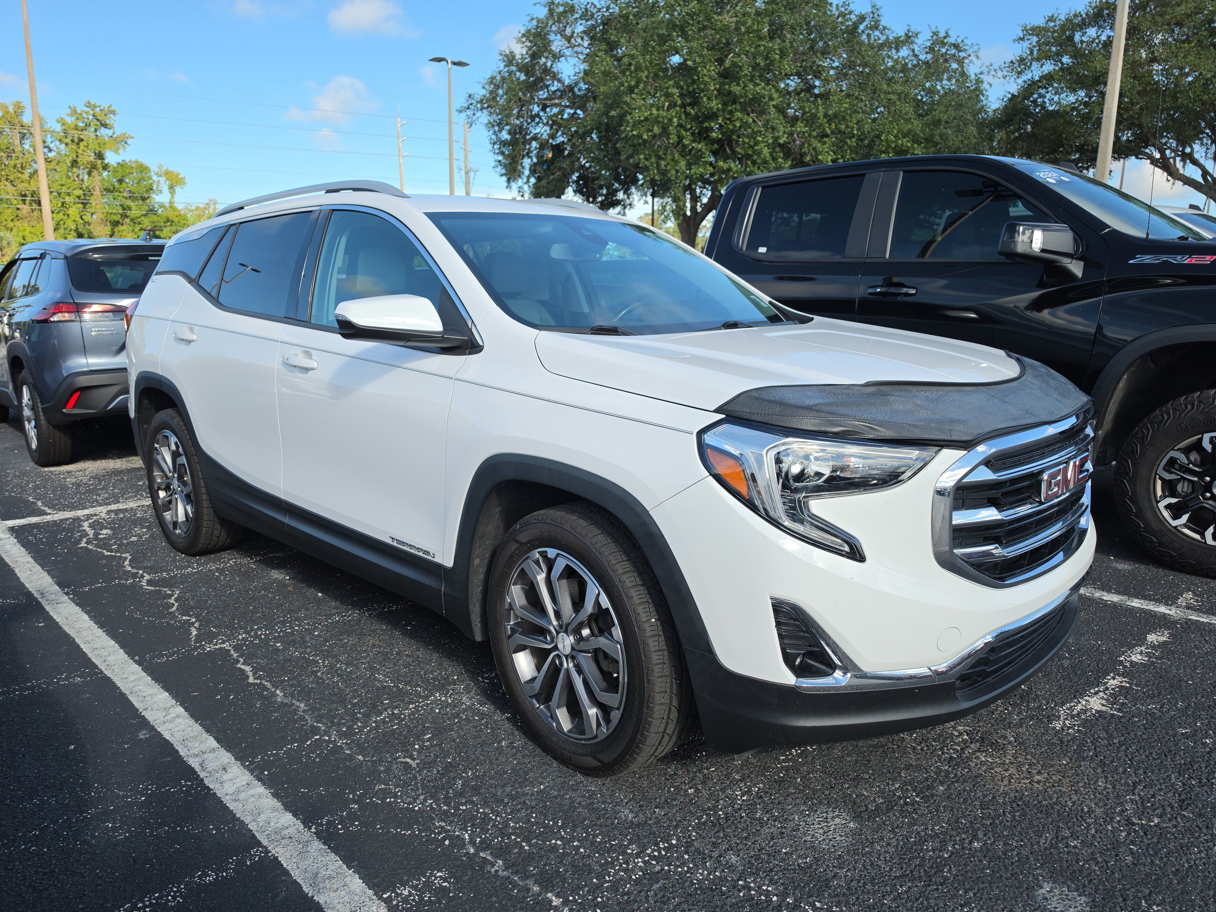 Used 2019 GMC Terrain SLT w/ Preferred Package FWD image 1