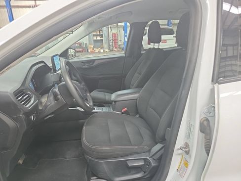 Used 2025 Ford Escape Active FWD image 3