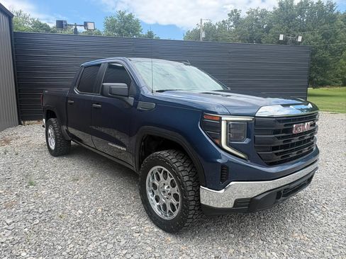 Used 2023 GMC Sierra 1500 Pro AWD/4WD image 1