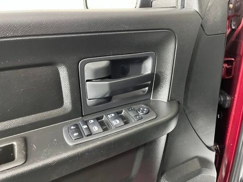 Used 2019 RAM 1500 Express w/ Express Value Package AWD/4WD image 16