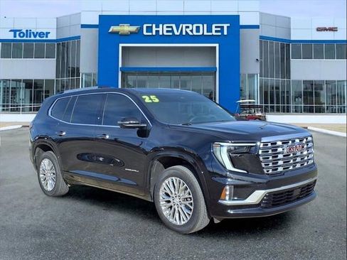 Used 2025 GMC Acadia Denali w/ LPO, Floor Liner Package image 2