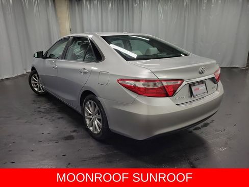 Used 2016 Toyota Camry XLE w/ Moonroof Package image 6