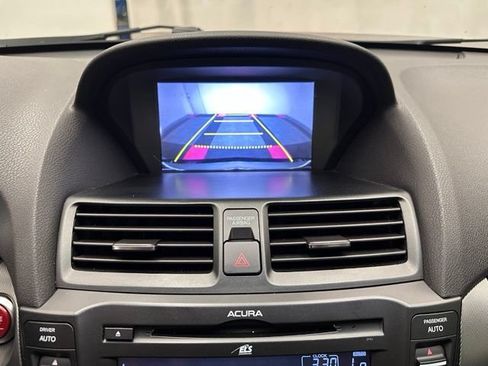 Used 2012 Acura TL w/ Technology Package FWD image 9