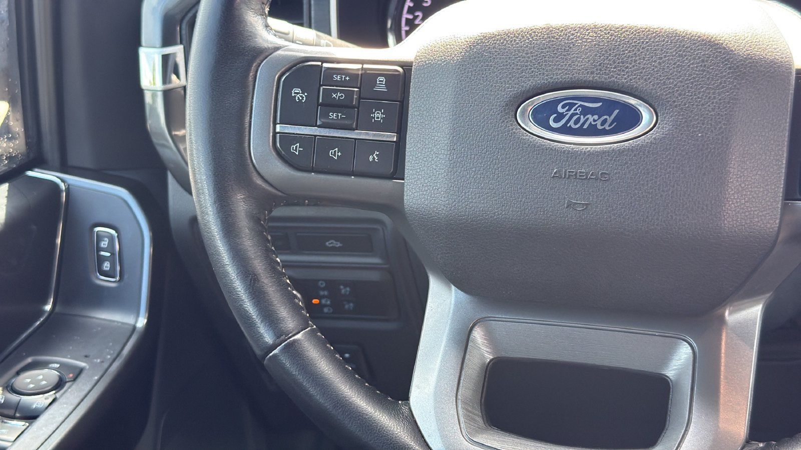 Used 2021 Ford F150 XLT w/ Equipment Group 302A High AWD/4WD image 16