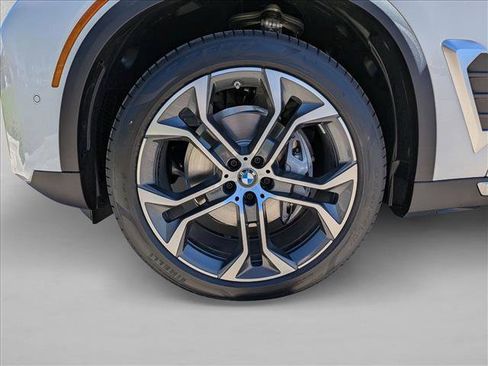 Used 2026 BMW X5 xDrive40i w/ Climate Comfort Package AWD/4WD image 10