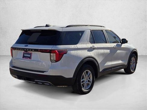 New 2026 Ford Explorer Active w/ Active Comfort Package RWD image 2