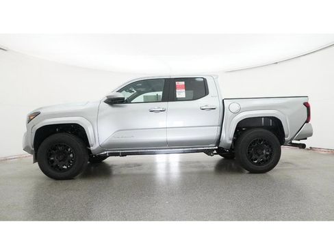 New 2025 Toyota Tacoma SR5 image 19