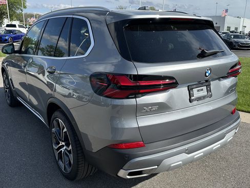 Used 2026 BMW X5 xDrive40i image 8