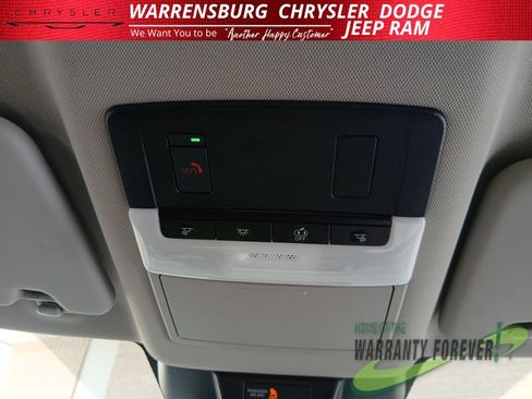 Used 2024 Nissan Rogue SV AWD/4WD image 29