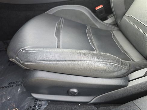 Used 2022 Mercedes-Benz AMG GT 43 image 32