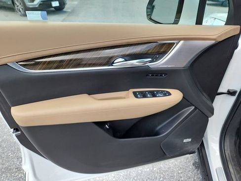 Certified 2023 Cadillac XT6 Premium Luxury w/ Platinum Package AWD/4WD image 12