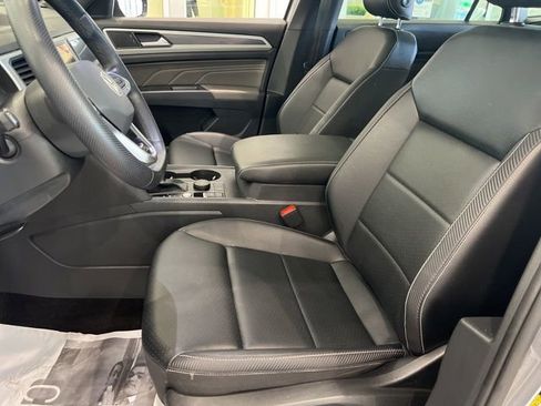 Used 2021 Volkswagen Atlas Cross Sport SE w/ Panoramic Sunroof Package AWD/4WD image 9