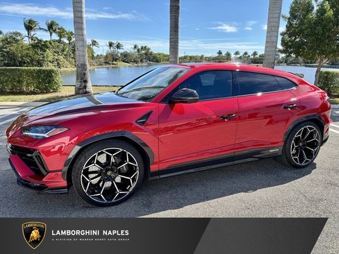 Used 2024 Lamborghini Urus Performante image 1