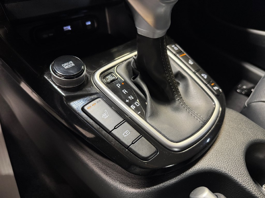 Certified 2025 Kia Seltos EX AWD/4WD image 30